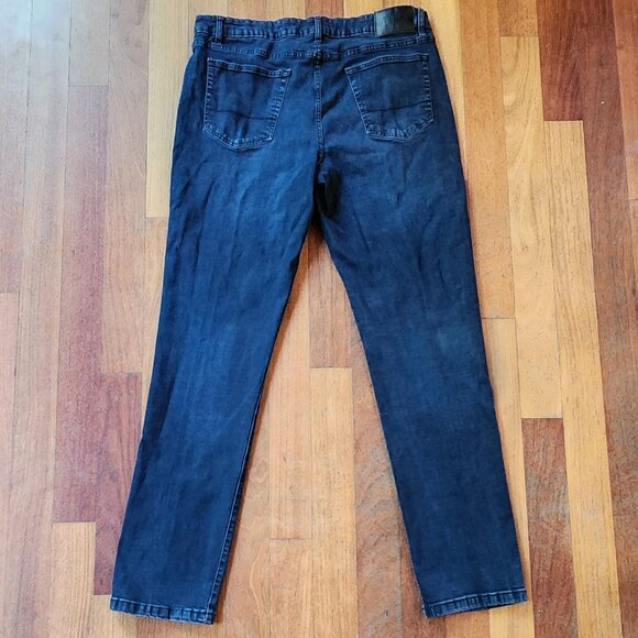 IZOD Indigo Comfort Stretch Straight Fit Jeans Size 38 x 34 - Picture 11 of 16